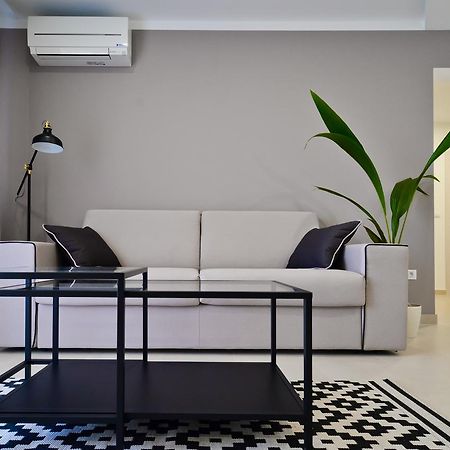 Apartman Andrea L Pomer Bagian luar foto
