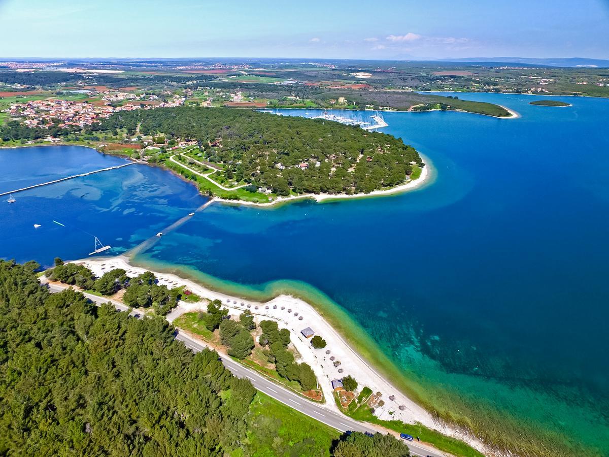 Apartman Andrea L Pomer Bagian luar foto