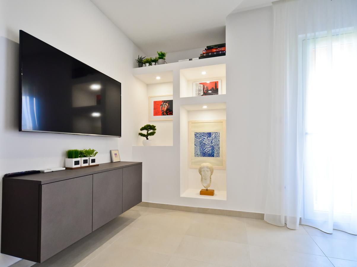 Apartman Andrea L Pomer Bagian luar foto